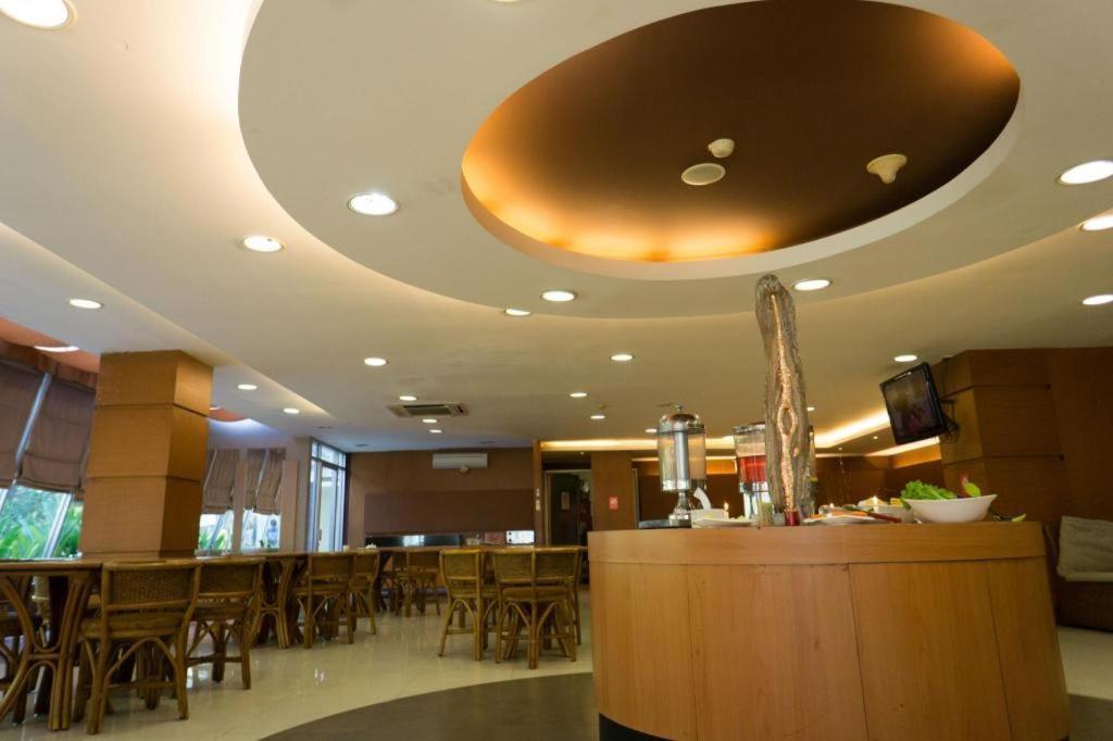 Hotel Asri Plaza Asia Тасикмалая Экстерьер фото
