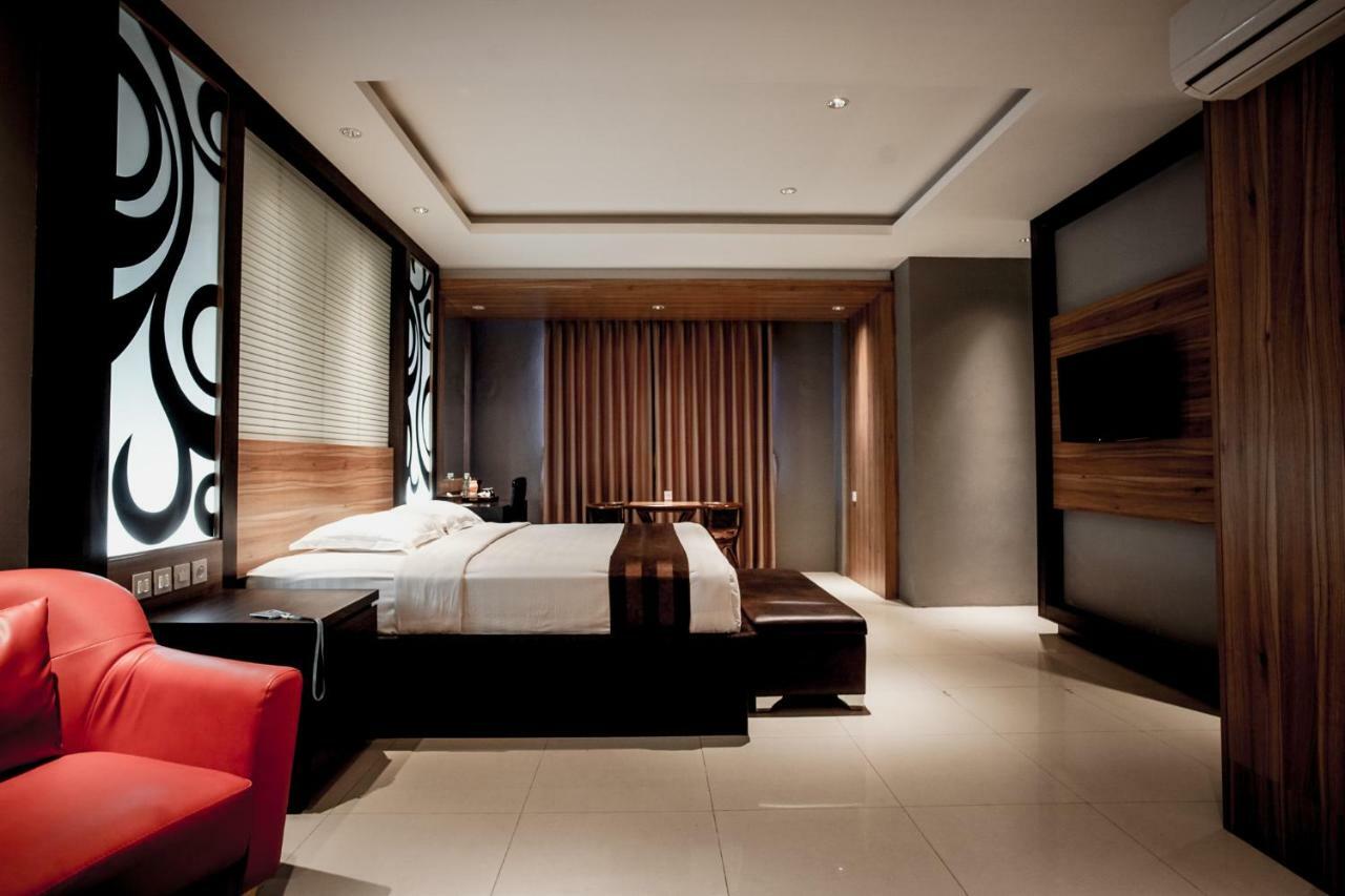 Hotel Asri Plaza Asia Тасикмалая Экстерьер фото